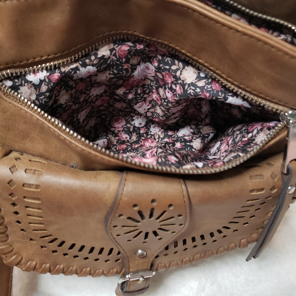 Purse - Picture 5 of 16